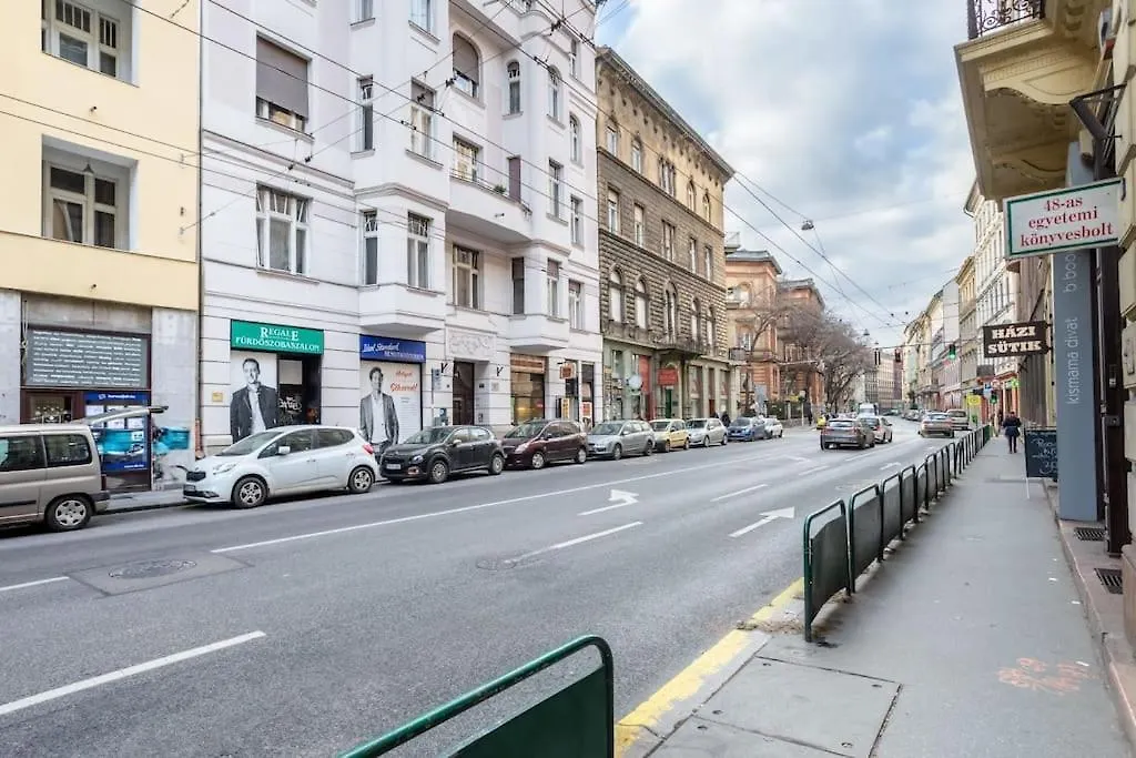 Authentic City Stay Βουδαπέστη